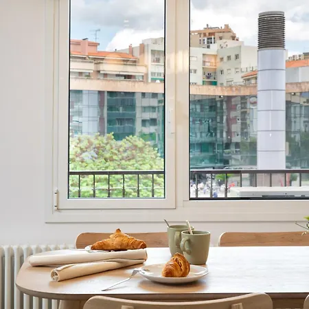 Flateli Lorenzana 35 B Apartamento