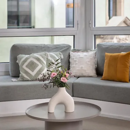 Flateli Lorenzana 35 B Apartamento